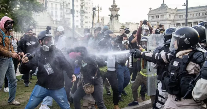 64b21b21-b57a-489d-955d-430618d386e3_16-9-discover-aspect-ratio_default_0